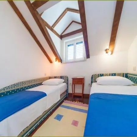 Vi-la Дубровник