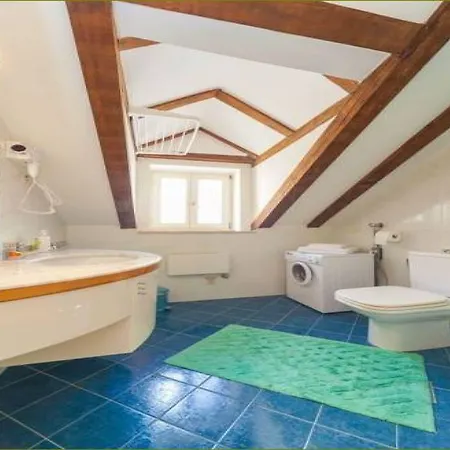 Vi-la Апартаменты *